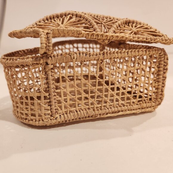 Heart-Shaped Trinket Box - Picture 13 of 13